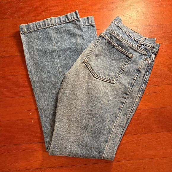 Gap Women's Vintage Mid Rise Light Wash Flare Bell Bottom Jeans Size 6R - Picture 3 of 5